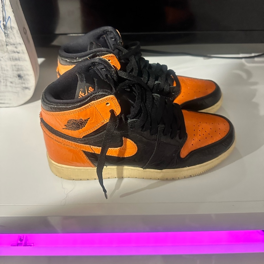 Air Jordan 1 Retro High OG "Shattered Backboard 3.0" sneakers - Picture 2 of 4